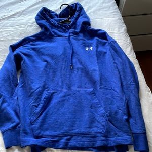 Woman’s under armor sweatshirt